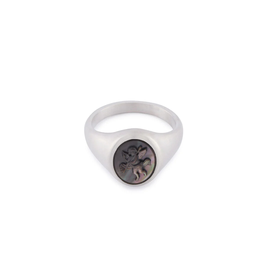Silver Cherub Cameo Ring - Image 3
