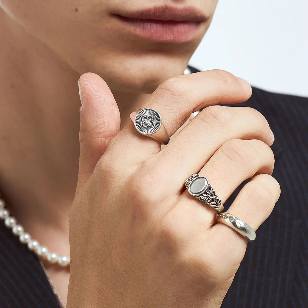 Silver Clover Ring - Image 4