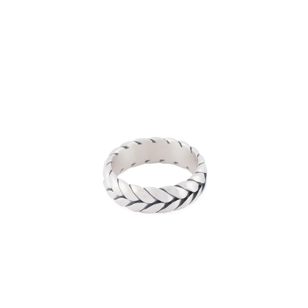 Silver Laurel Ring - Image 3